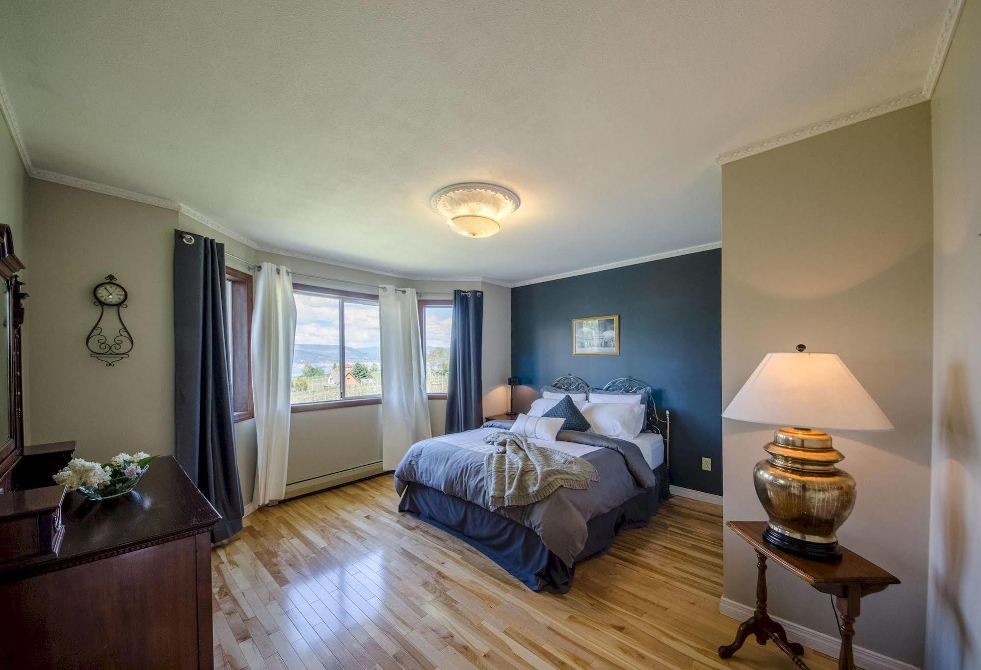 Ok Whistle Stop Bed & Breakfast เพนทิกตัน ภายนอก รูปภาพ