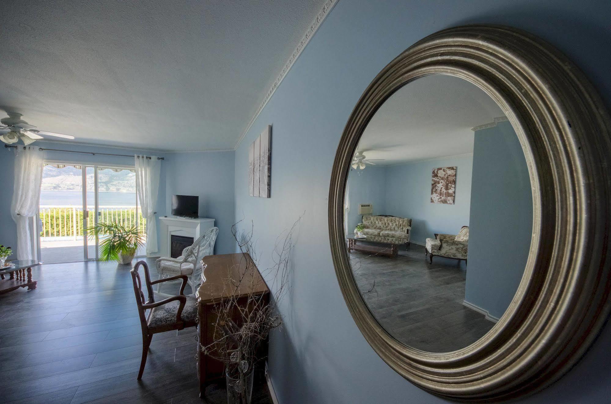 Ok Whistle Stop Bed & Breakfast เพนทิกตัน ภายนอก รูปภาพ