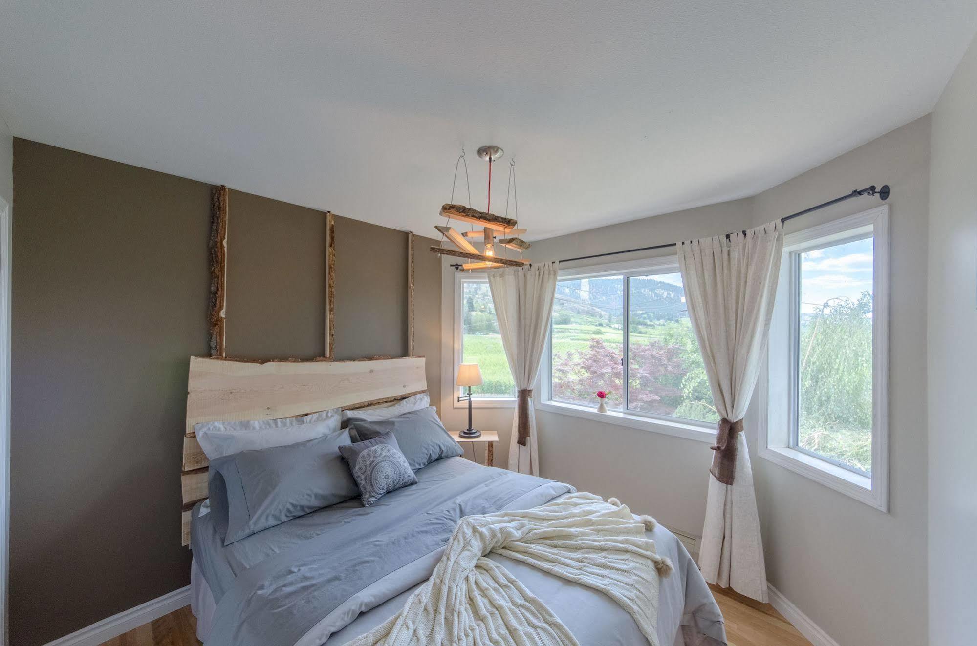 Ok Whistle Stop Bed & Breakfast เพนทิกตัน ภายนอก รูปภาพ