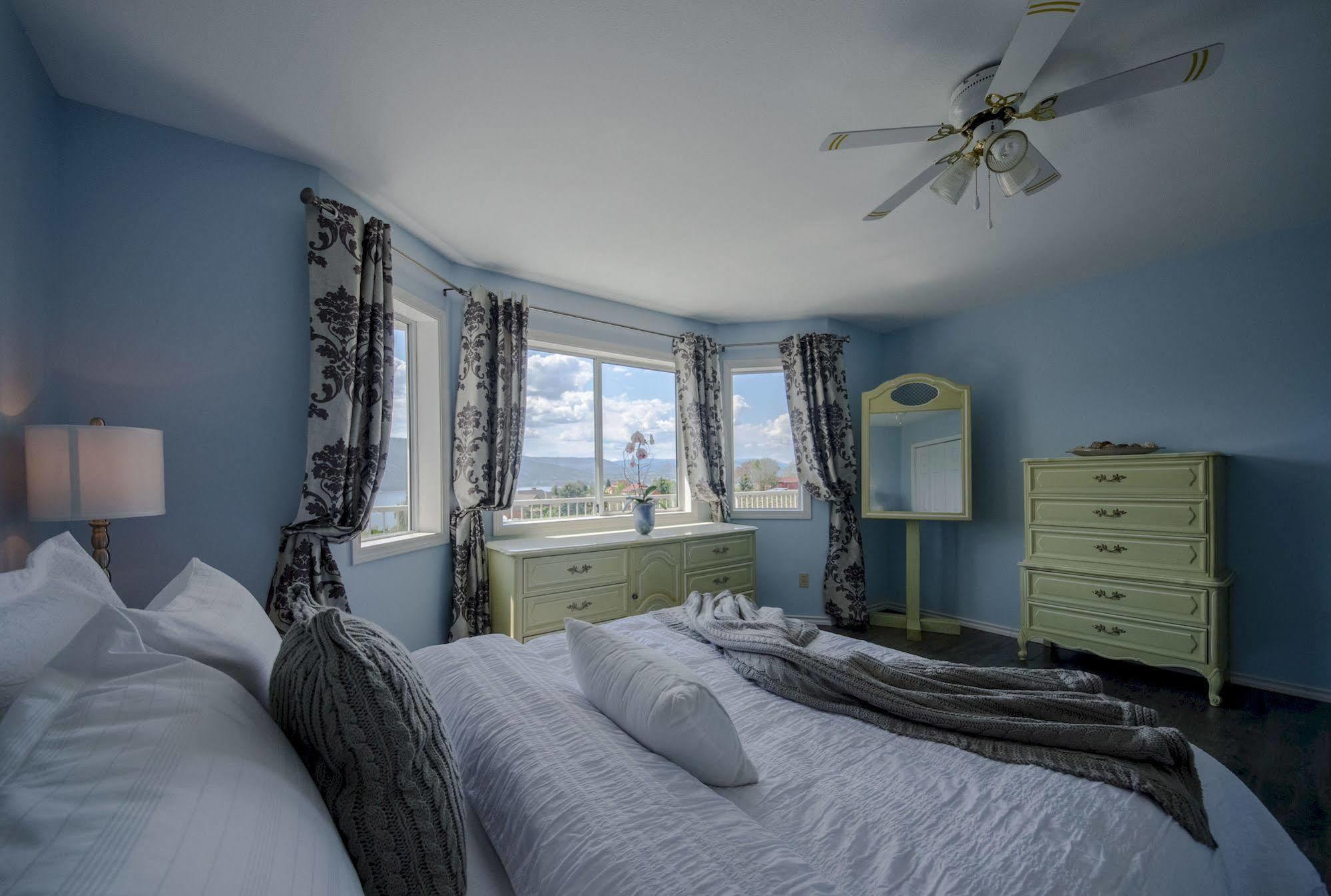 Ok Whistle Stop Bed & Breakfast เพนทิกตัน ภายนอก รูปภาพ